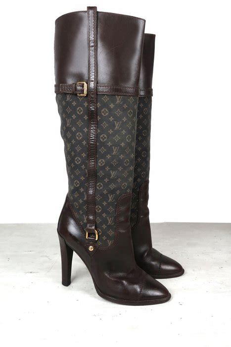 dames laarzen louis vuitton|louis vuitton boots.